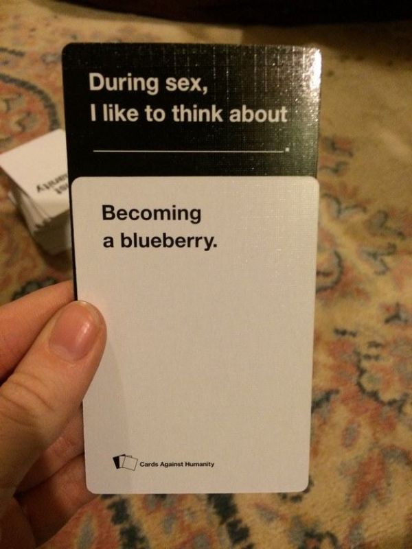 Disturbing Cards Against Humanity Combinations You Can't Help But Laugh At (21 pics)