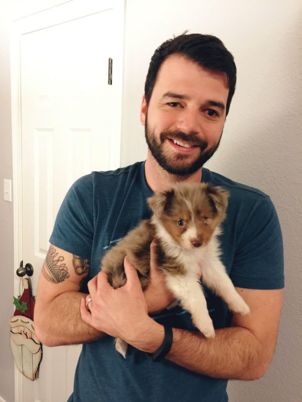 Guy With Vision Problems Gives Unwanted Dog A Loving Home (3 pics)