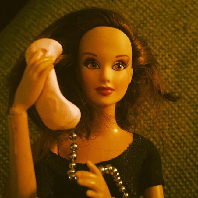 The Most Important Pop Culture Moments From 2015 Reenacted By Barbie Dolls (12 pics)