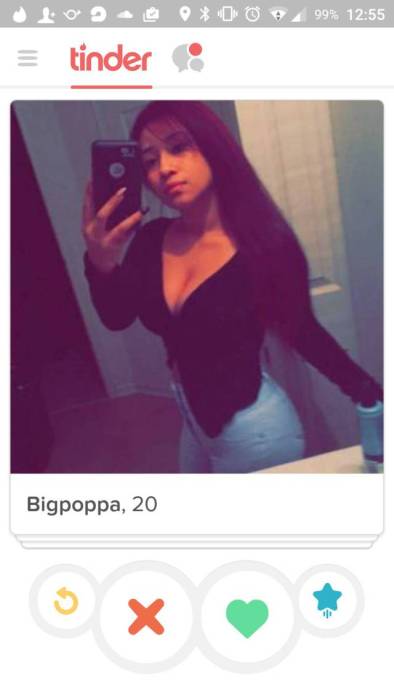 Tinder Is Like A Box Of Chocolates, You Never Know What You're Going To Get (34 pics)