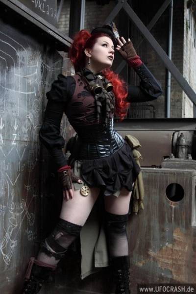 Sexy Girls Who Know How To Do Steampunk The Right Way (44 pics)