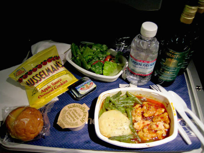 Intriguing And Interesting Facts That Commercial Airlines Don't Want You To Know (19 pics)