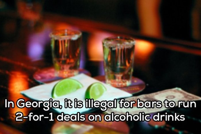 Crazy Laws You Won't Believe Still Exist In The United States (20 pics)