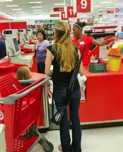 People In Texas Don't Leave The House Without A Gun (9 pics)