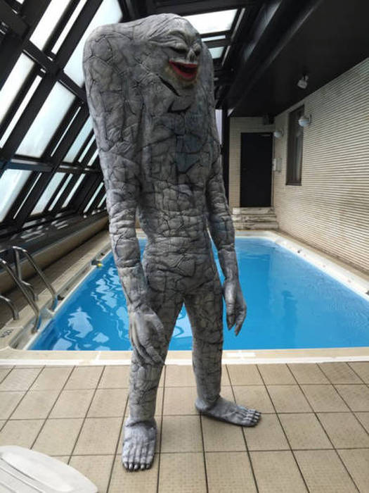 These Pictures Are Just Too Bizarre For Words (43 pics)