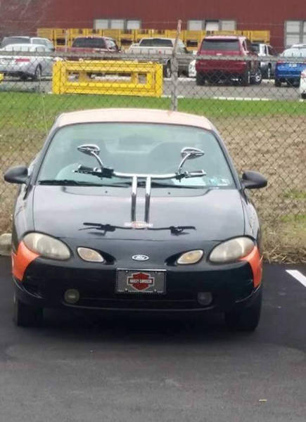 It's Amazing What You Can See While You're Commuting (30 pics)
