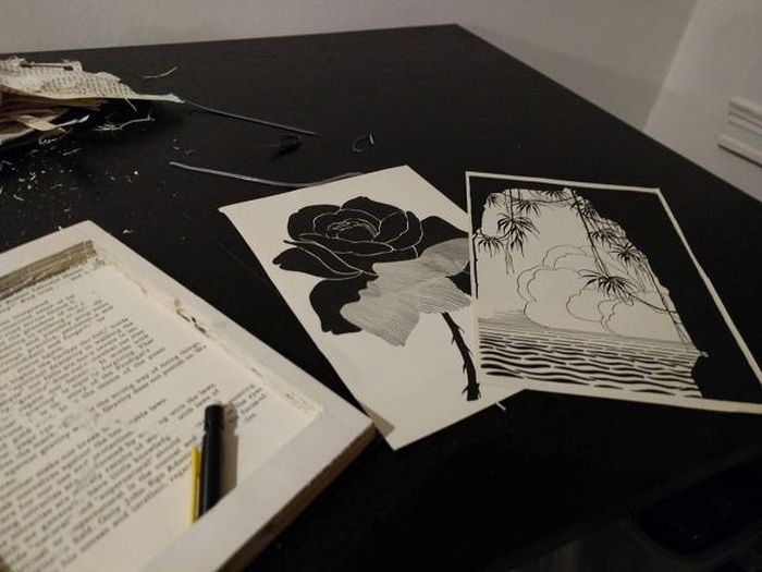 Guy Turns Old Book Into An Awesome Kindle Case (15 pics)