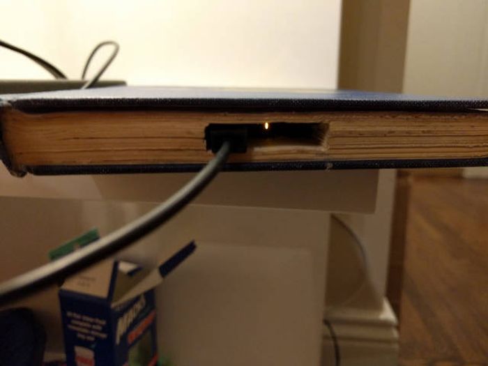 Guy Turns Old Book Into An Awesome Kindle Case (15 pics)