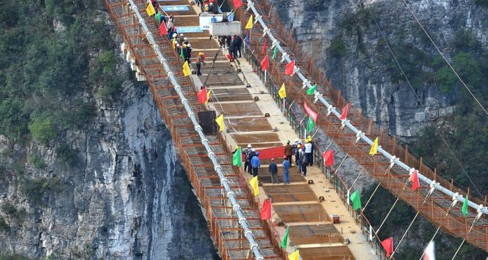 Here's An Aerial View Of The World's Highest Glass Suspension Bridge (6 pics + video)