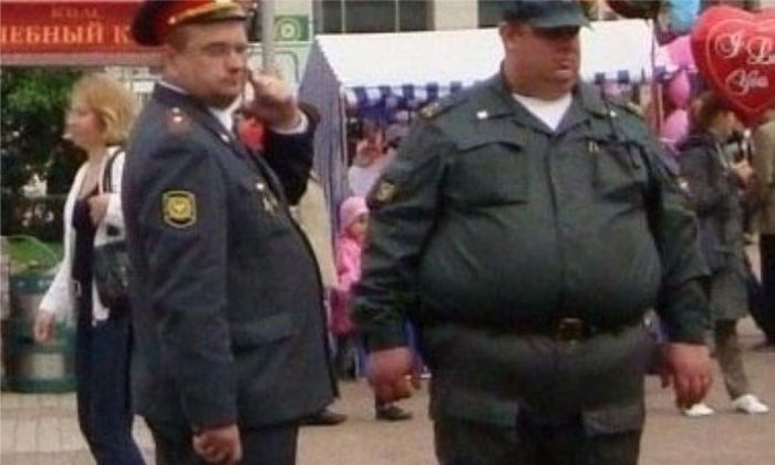 You Could Definitely Outrun These Fat Police (22 pics)