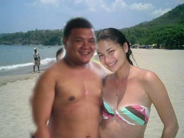 Guys Who Mysteriously Got Really Hot Girlfriends (39 pics)