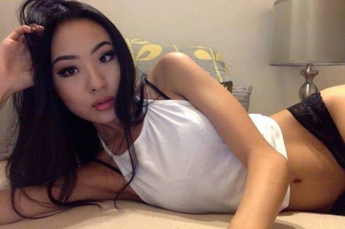 These Sexy Asian Girls Are Sweet, Sultry And Impossible To Resist (45 pics)