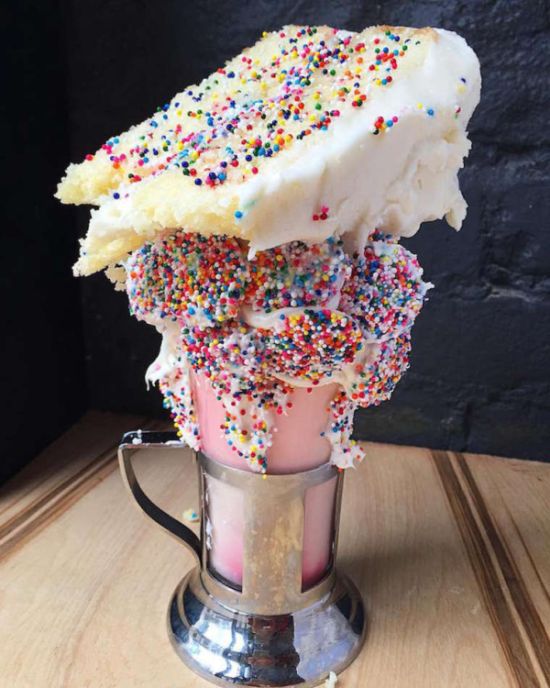 These Giant Milkshakes Look Like The Most Delicious Thing Ever (15 pics)