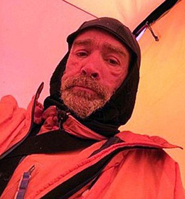 Man Takes Inspirational Selfies While Exploring Antarctica (6 pics)