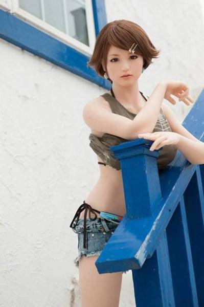These Japanese Sex Dolls Look So Real It's Almost Scary (28 pics)