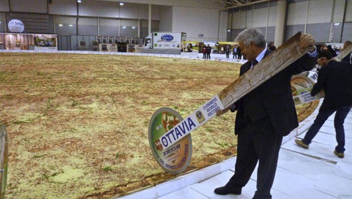 Interesting Facts About The Delicious Snack We Call Pizza (13 pics)