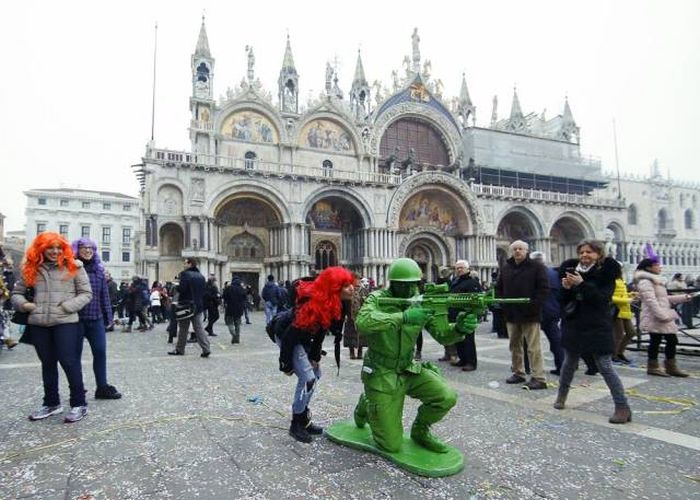 Acid Picdump (94 pics)