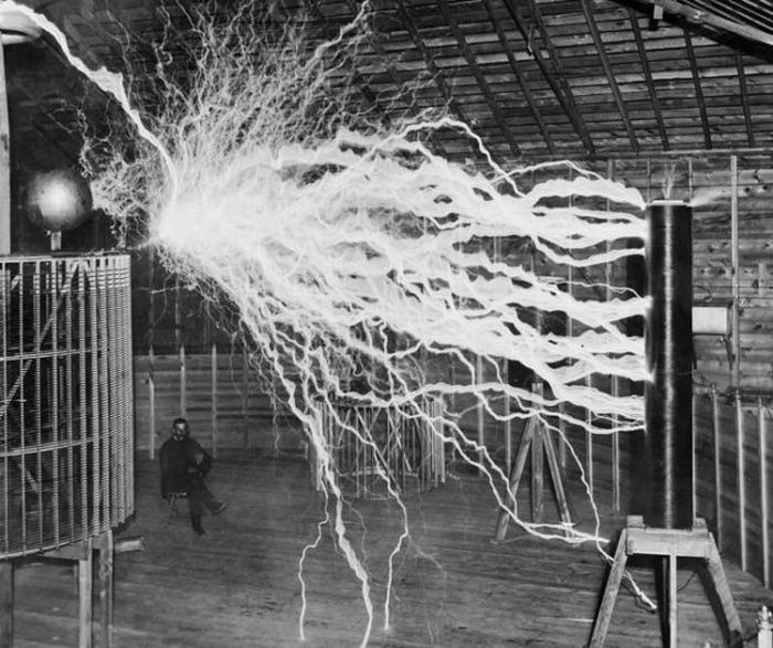 Nikola Tesla Changed The World With These Epic Inventions (7 pics)