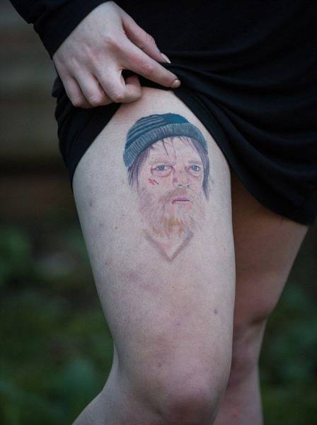 This Woman Got A Ridiculous Tattoo After Making A Drunken Bet (8 pics)