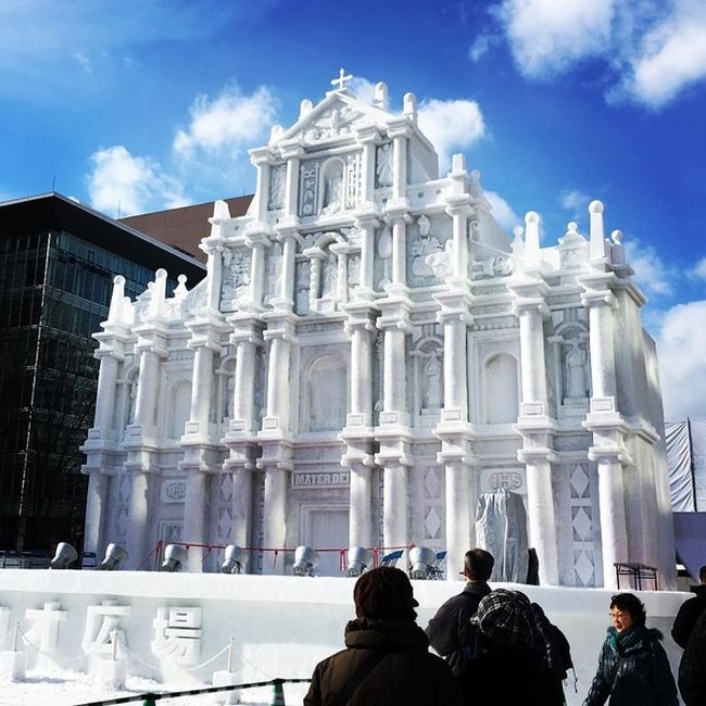 The Sapporo Snow Festival Is Now Open To The Public (15 pics)