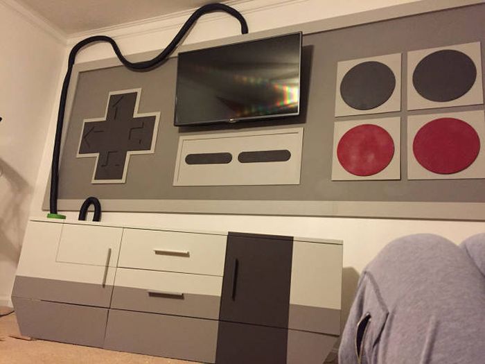 Parents Create A Giant NES Replica For Their Kids (19 pics)