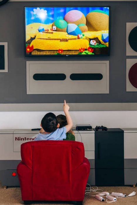 Parents Create A Giant NES Replica For Their Kids (19 pics)