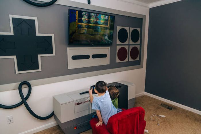 Parents Create A Giant NES Replica For Their Kids (19 pics)