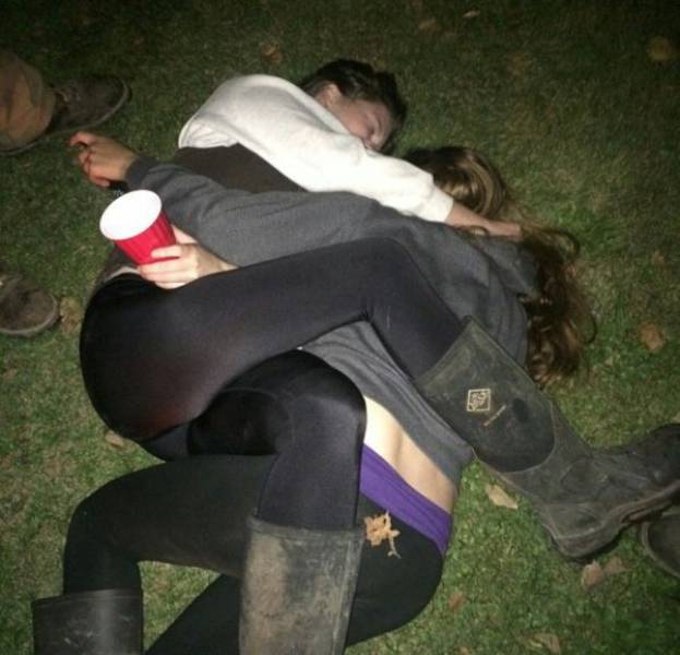 People Who Kept Drinking Long After They Should Have Stopped (50 pics)