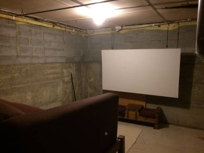 How To Build An Awesome Home Theater For Less Than $200 (38 pics)