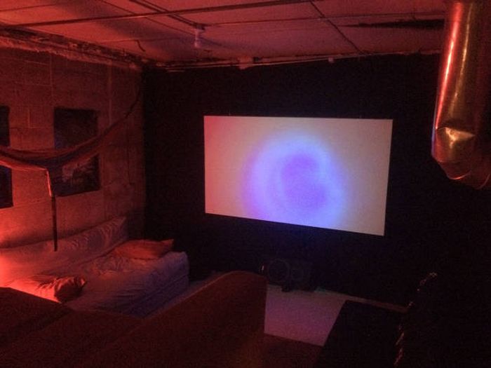 How To Build An Awesome Home Theater For Less Than $200 (38 pics)