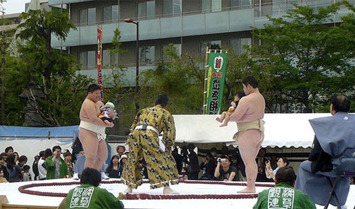 Japan Manages To Somehow Be The Weirdest But Most Interesting Place On Earth (25 pics)