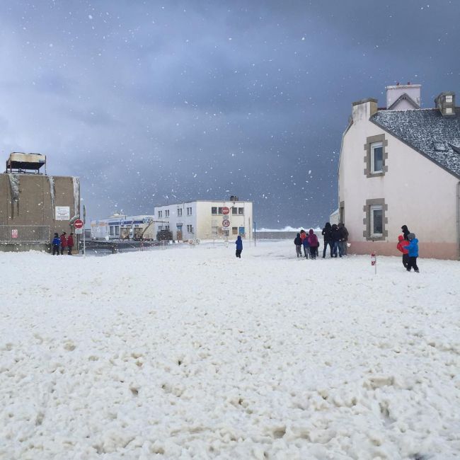 A Town In France Is Completely Covered In Foam (8 pics)