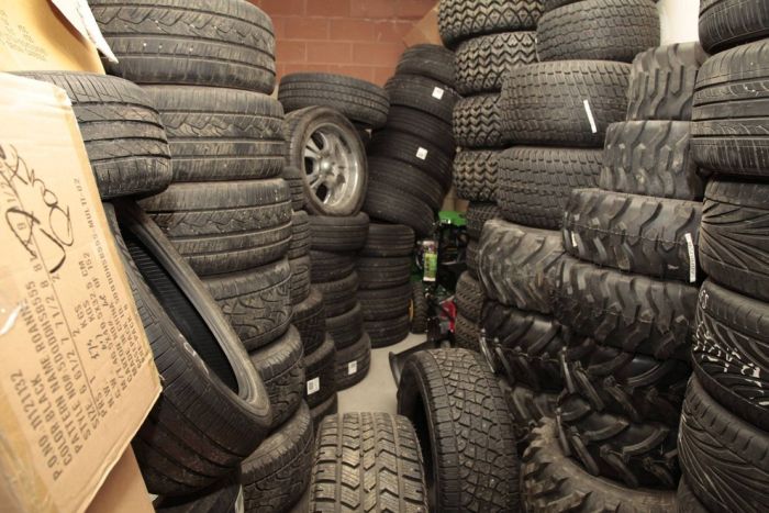 A Man With OCD Tried To Hide $1.5 Million Worth Of Stolen Goods (13 pics)