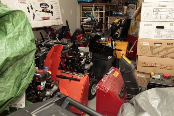 A Man With OCD Tried To Hide $1.5 Million Worth Of Stolen Goods (13 pics)