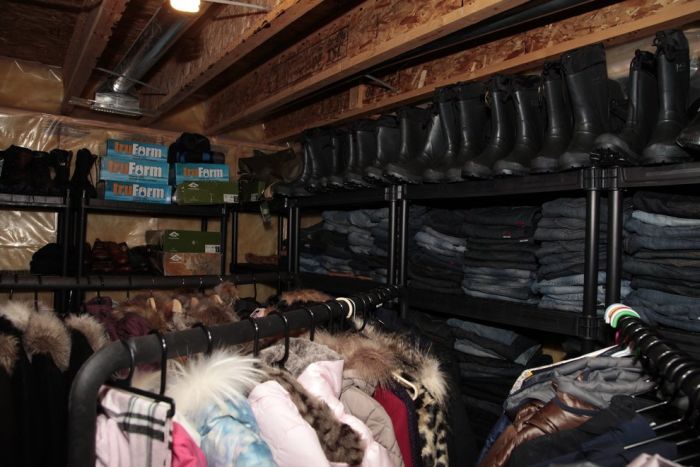 A Man With OCD Tried To Hide $1.5 Million Worth Of Stolen Goods (13 pics)