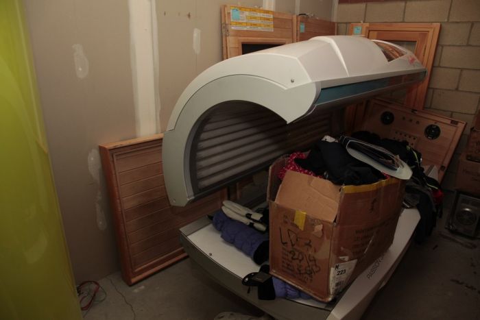 A Man With OCD Tried To Hide $1.5 Million Worth Of Stolen Goods (13 pics)