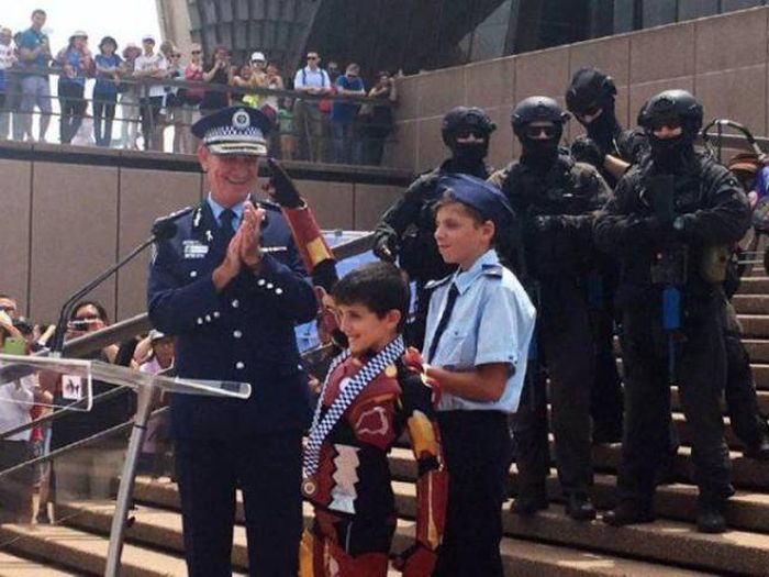 This Kid Got To Be Iron Man For A Whole Day And Robert Downey Jr. Approved (8 pics + video)