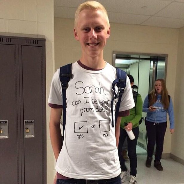 People Who Went All Out When Asking Their Dates To Prom (24 pics)