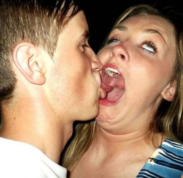 People Who Found New Ways To Fail At Kissing (40 pics)