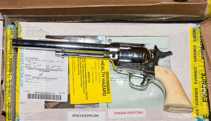 Police Find Huge Arsenal Belonging To A Parish Council Chairman (12 pics)