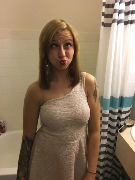 Everyone Needs A Gorgeous And Goofy Girl In Their Life (54 pics)