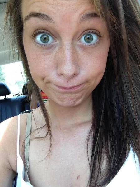 Everyone Needs A Gorgeous And Goofy Girl In Their Life (54 pics)