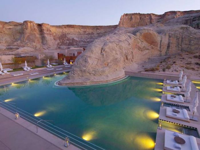 Beautiful Swimming Pools That Will Take Your Breath Away (30 pics)