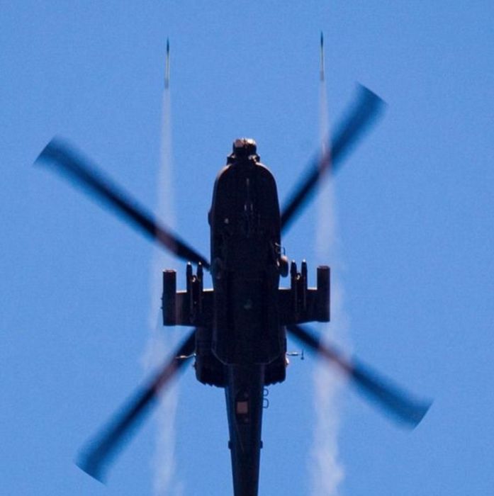 AH-64 Apache (35 pics)