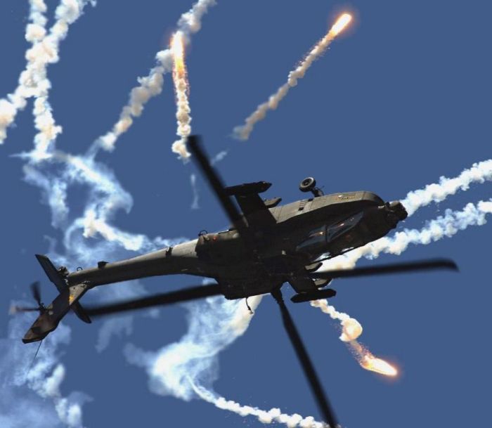 AH-64 Apache (35 pics)