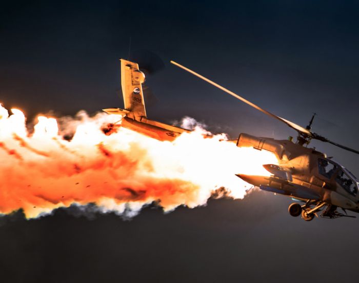 AH-64 Apache (35 pics)