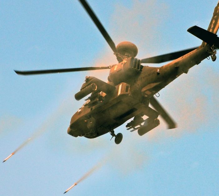 AH-64 Apache (35 pics)