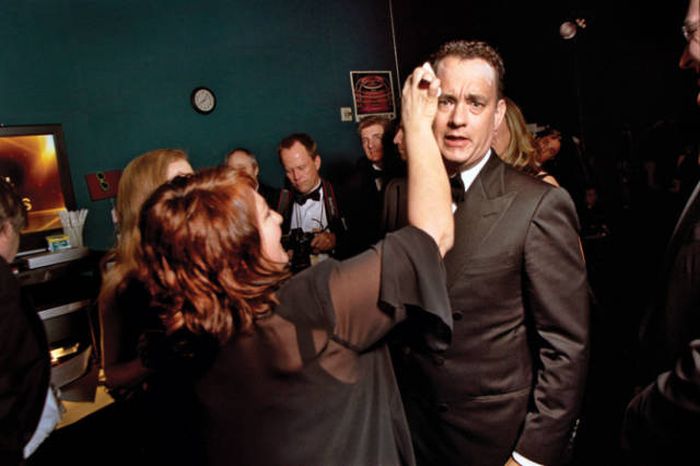 All The Best Behind The Scenes Photos From The Oscars (19 pics)