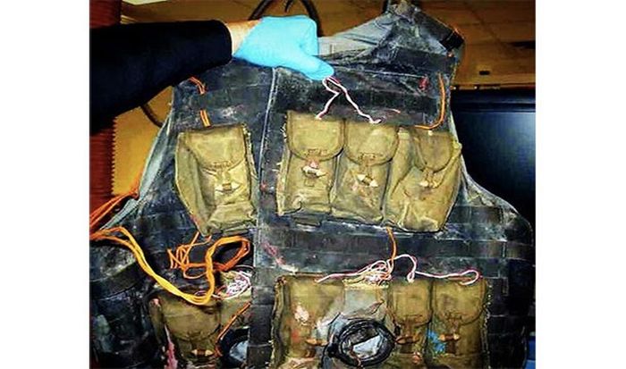 The Craziest Items Ever Confiscated By TSA At The Airport (24 pics)
