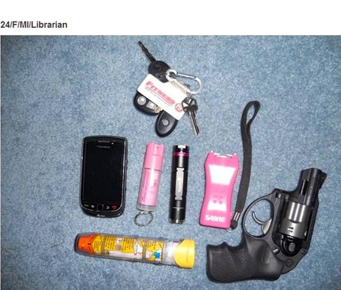 Photos That Show Items People Carry And How They Reflect Their Lifestyle (23 pics)